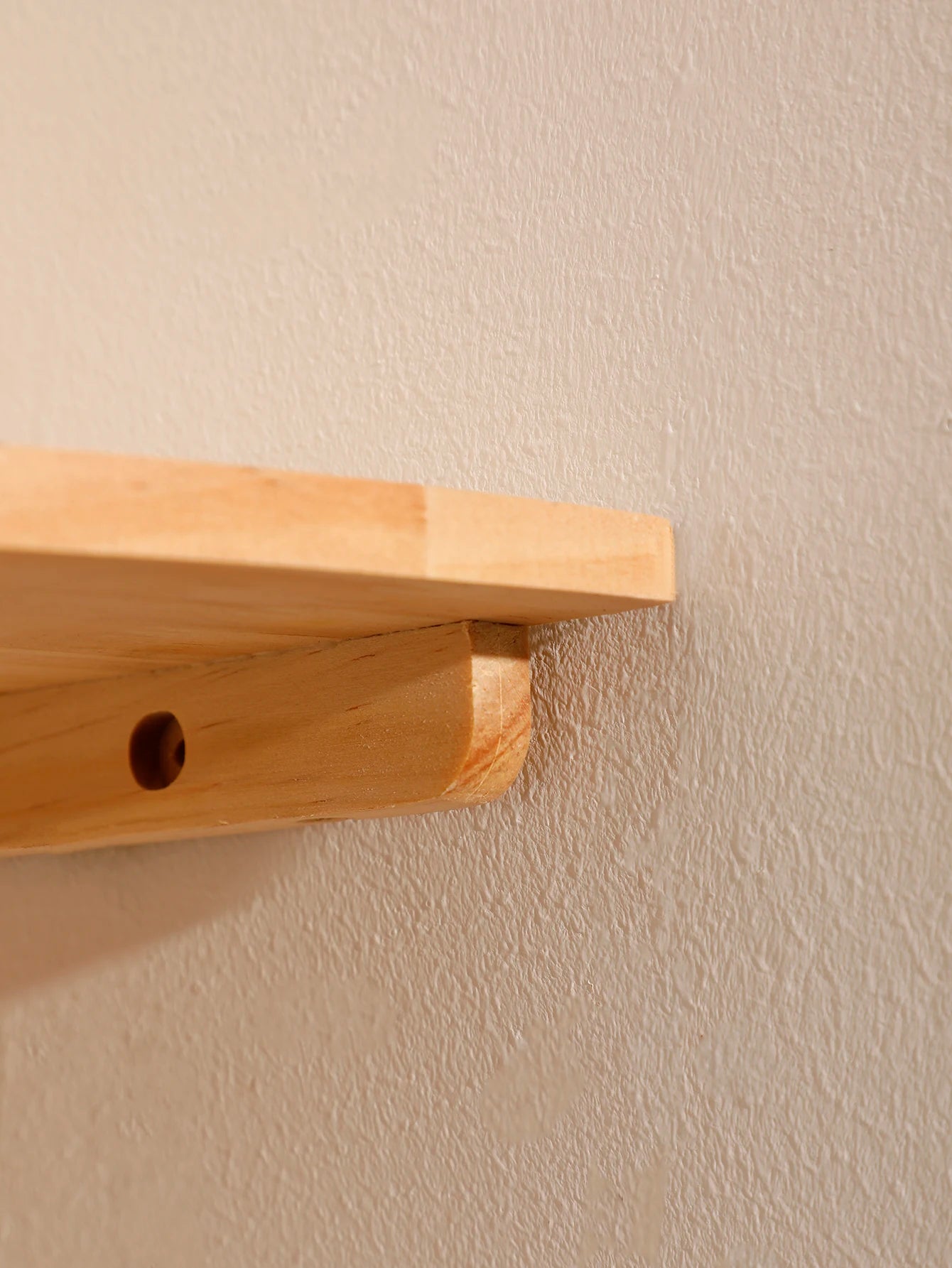Corner floating Shelves